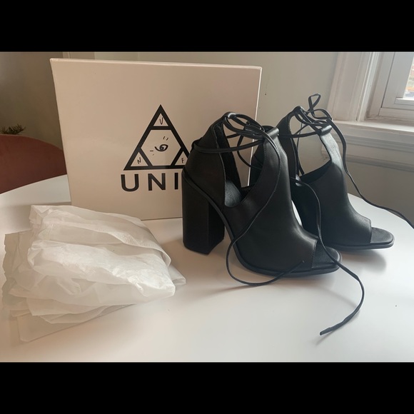 Unif 94 Heels - Picture 2 of 7